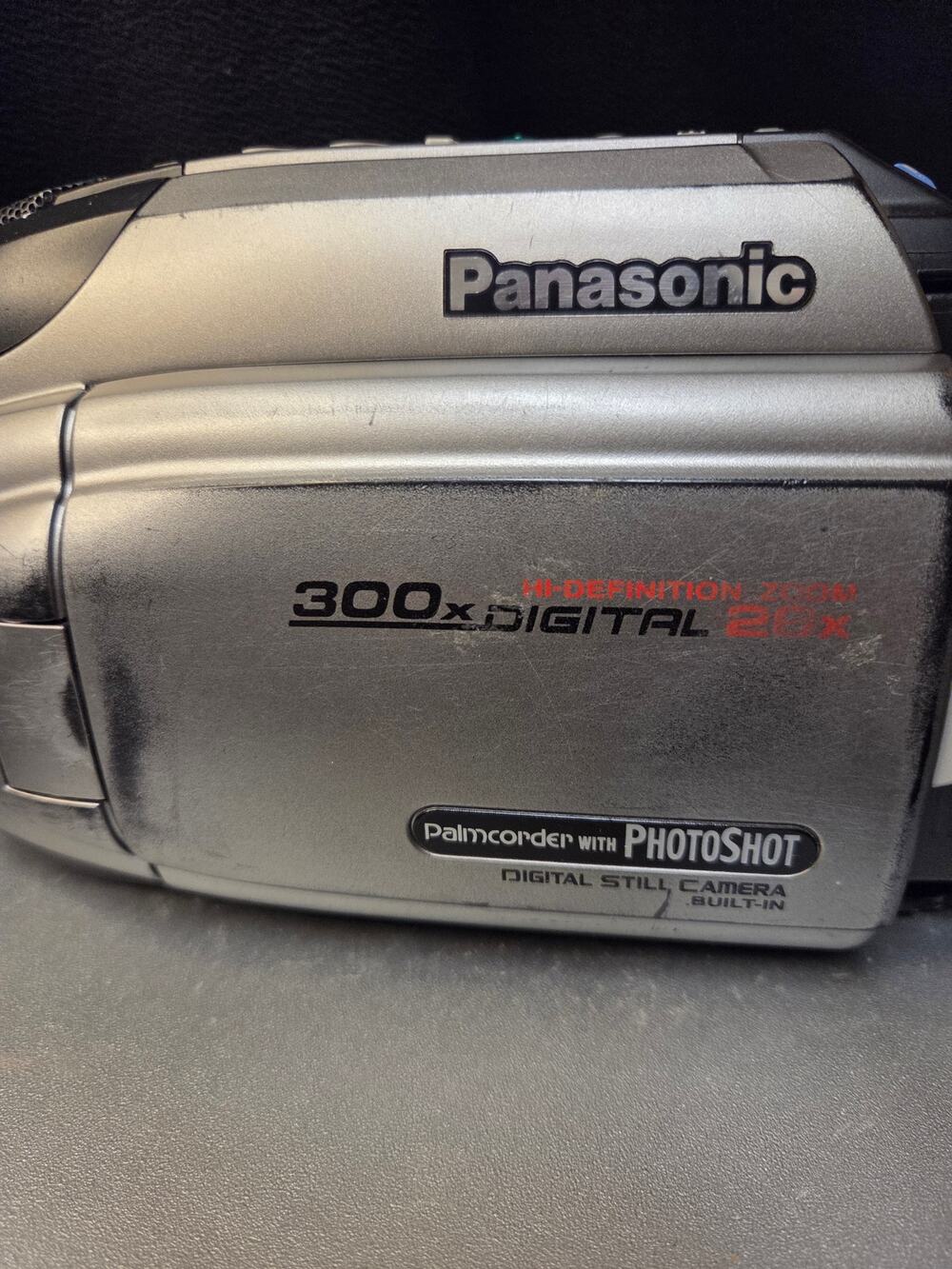 Panasonic Camcorder w/ 2 Batteries Charger Case & Paperwork Tested Powers On